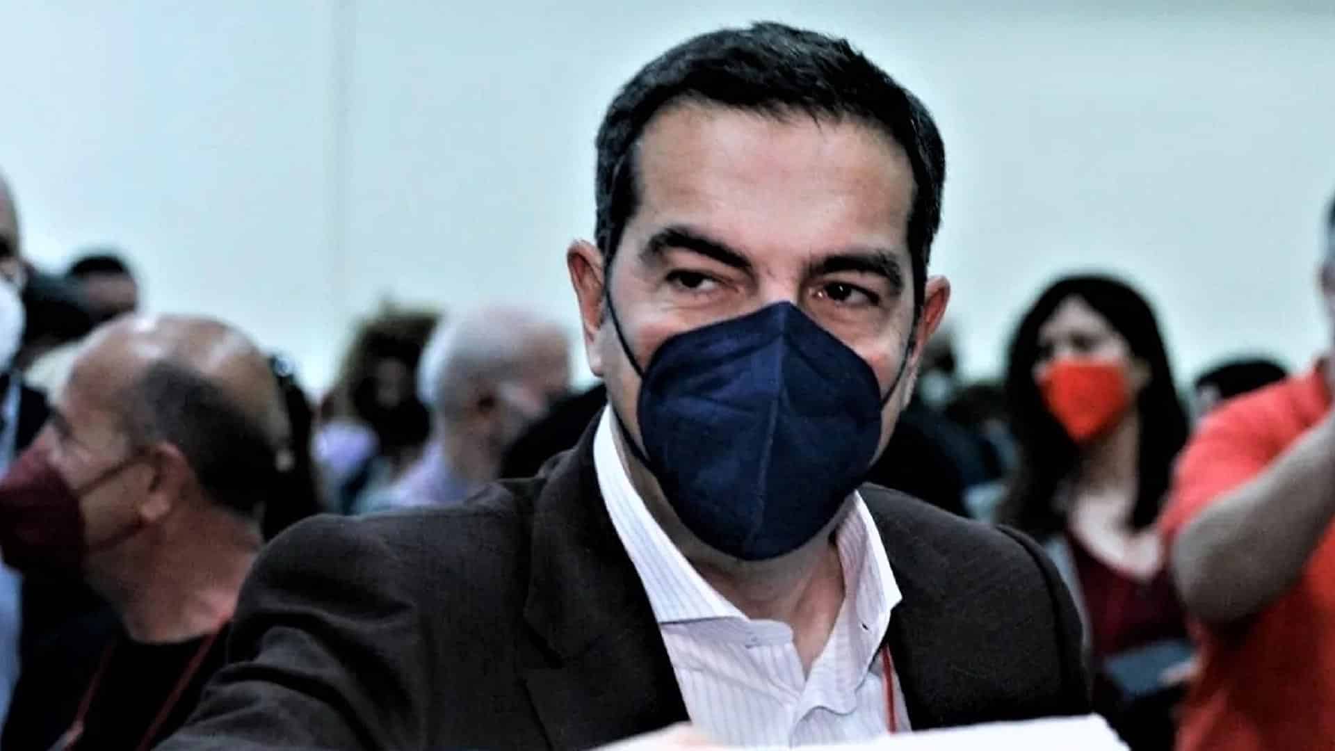 Συνέδριο ΣΥΡΙΖΑ: Ψήφισε ο Αλέξης Τσίπρας
