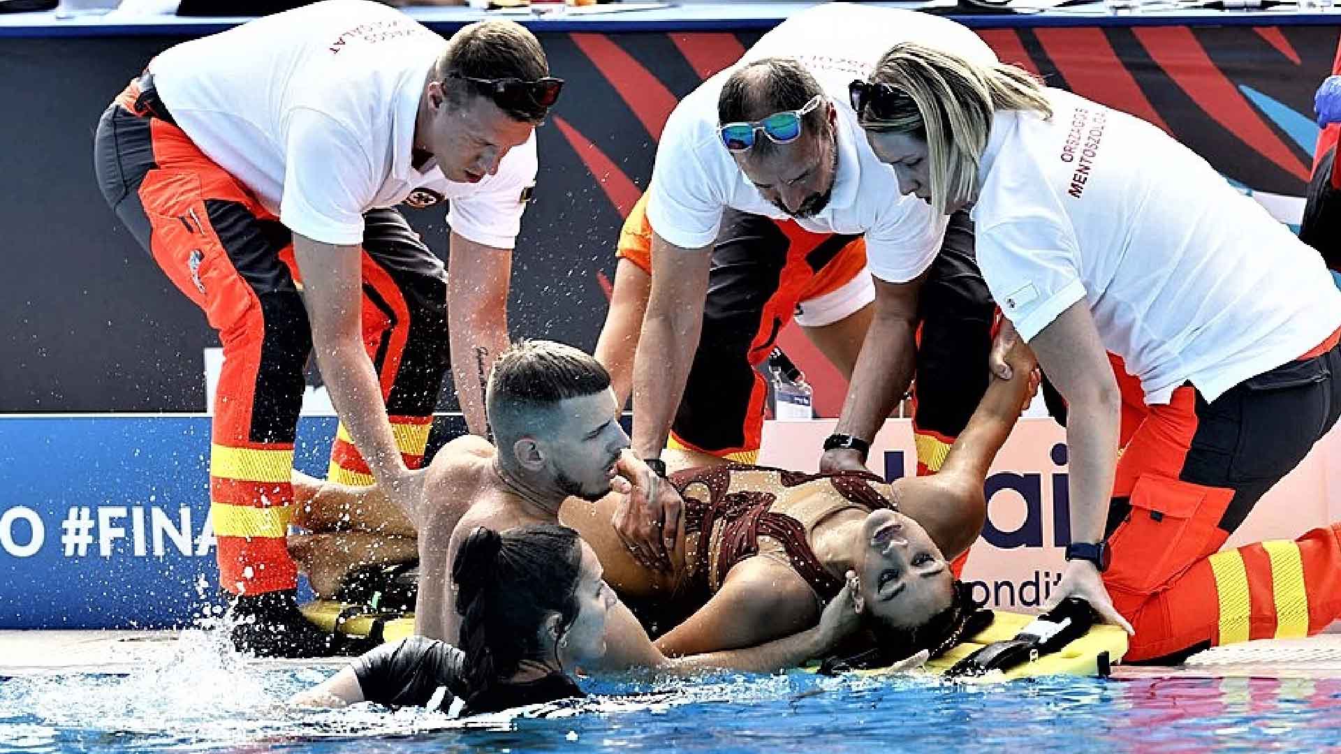 Παγκόσμιο Πρωτάθλημα Καλλιτεχνικής Κολύμβησης: Αθλήτρια έχασε τις αισθήσεις στην πισίνα