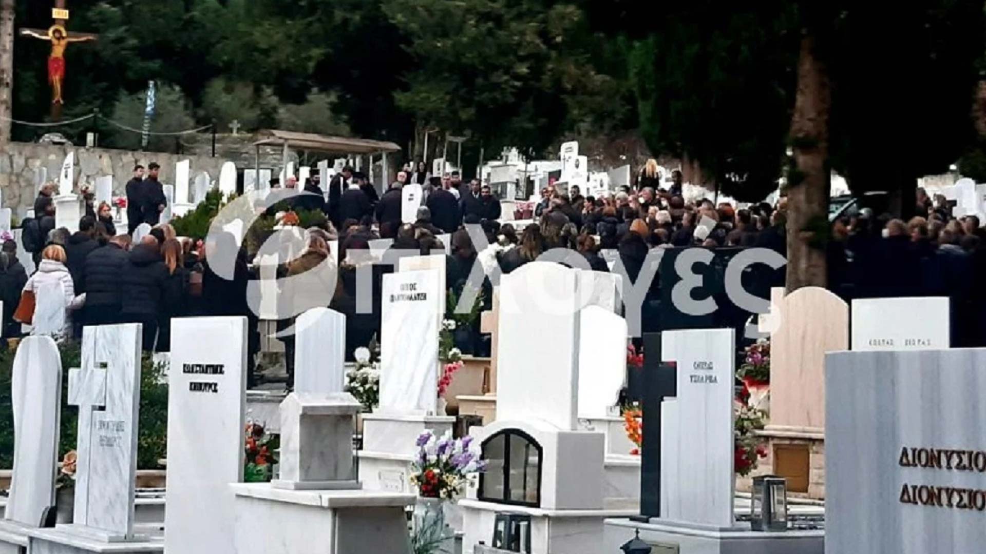 Σέρρες: Ράγισαν καρδιές στην κηδεία του 11χρονου - Σκοτώθηκε από έκρηξη λέβητα στο σχολείο