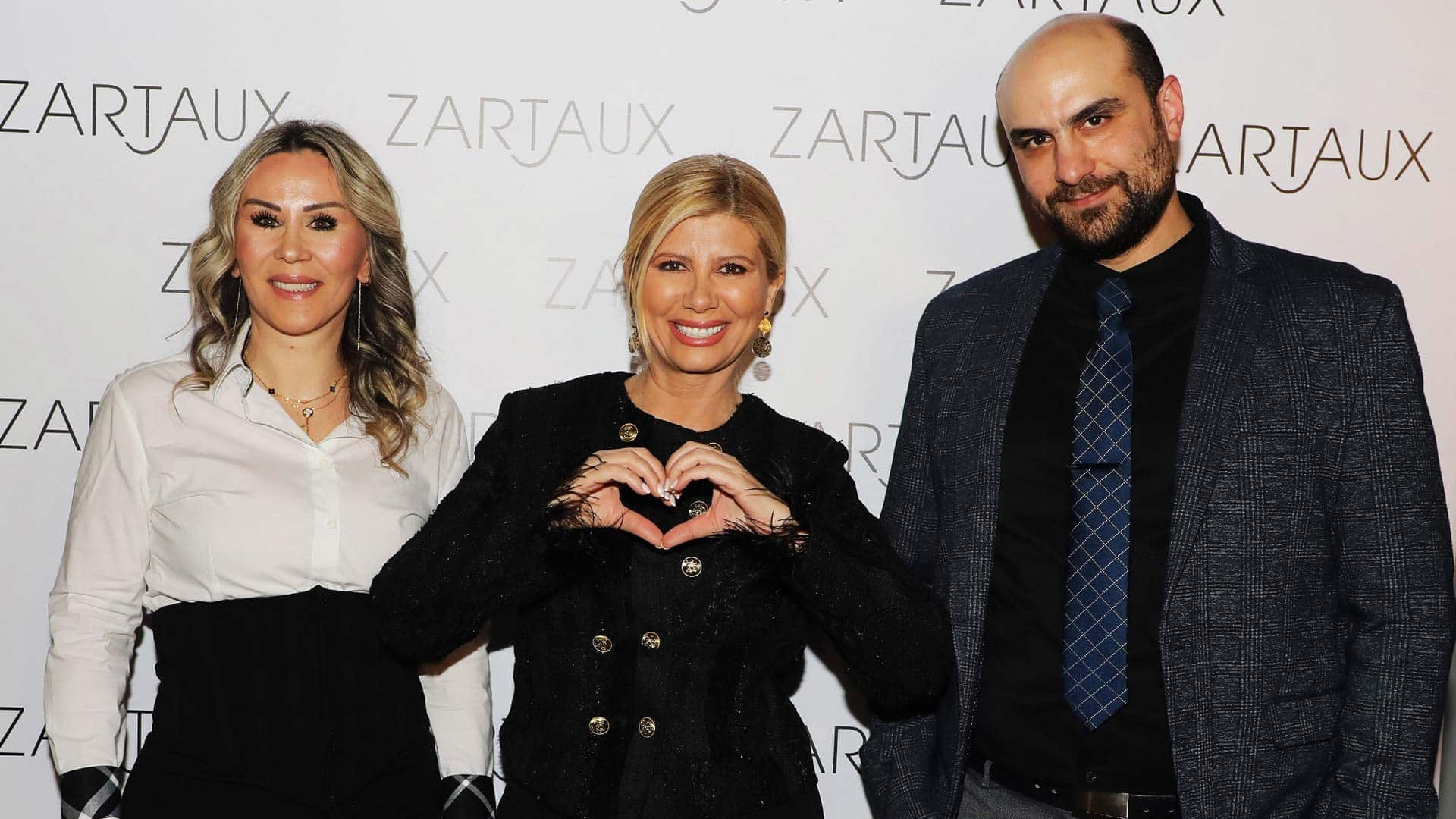 Zartaux: Η λαμπερή εκδήλωση της κορυφαίας εταιρείας προϊόντων ομορφιάς