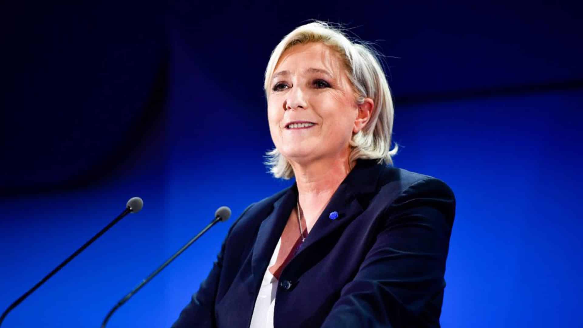 Εκλογές - Γαλλία: Η μεγάλη νίκη της Ακροδεξιάς και της Λεπέν - Πρώτη με 34%