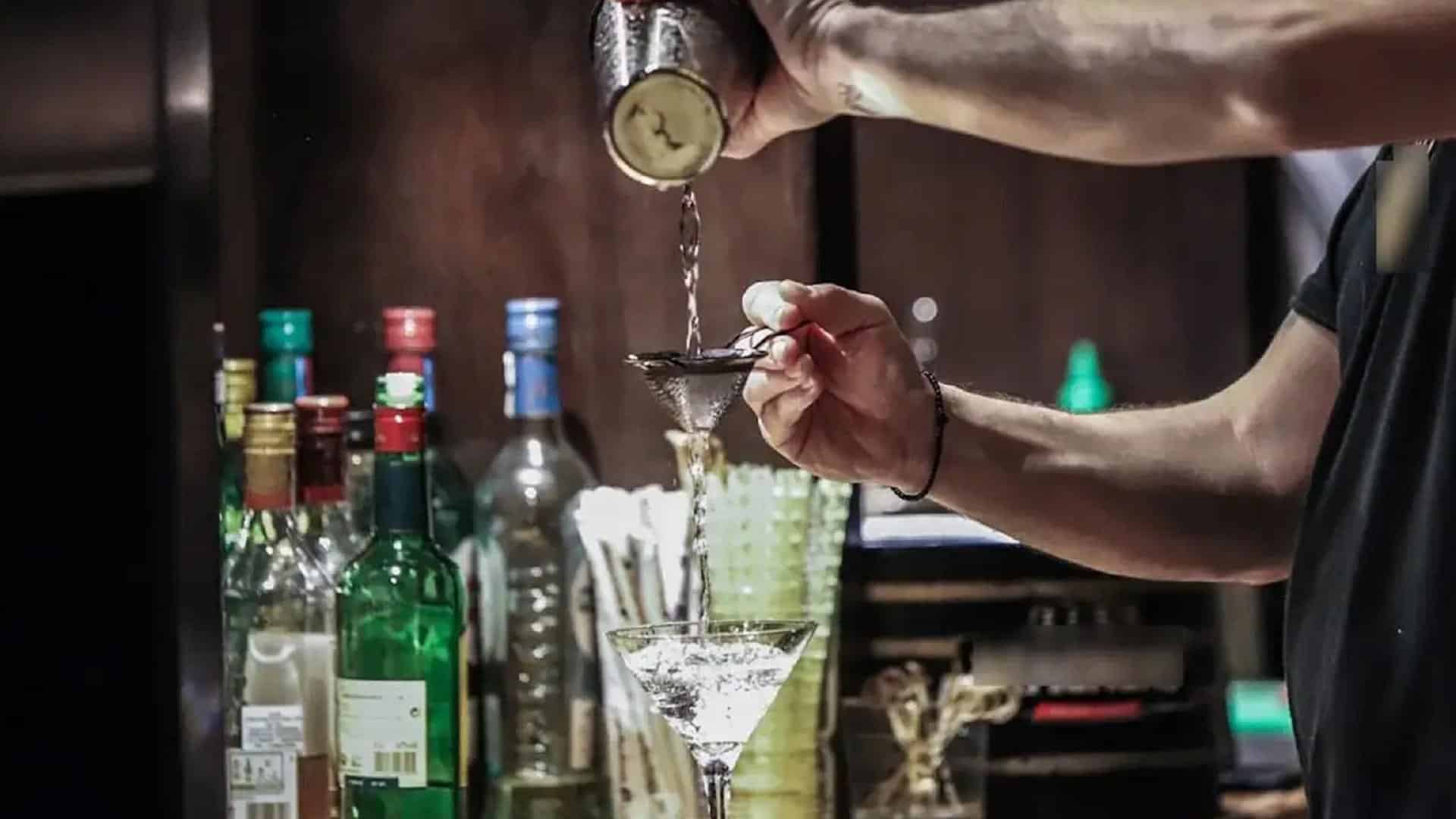 Γκάζι: 16χρονη βρέθηκε νεκρή έξω από μαγαζί μετά από κατανάλωση αλκοόλ