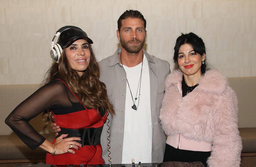 Μάγκυ Χαραλαμπίδου, Γιώργος Μανίκας, Δώρα Σατολιά