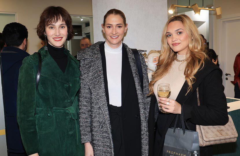 Αγγελική Τσιώνου, Χριστιάννα Γαργαροπούλου, Στέλλα Μιχαηλίδου