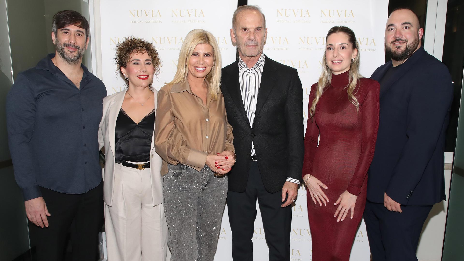 φωτο επάνω: Shay Rokach, Riki Soffer, Ζήνα Κουτσελίνη, Πέτρος Κωστόπουλος, Ευαγγελία Πιτσελά, Αντώνης Μηνάς - NUVIA Medical Aesthetics