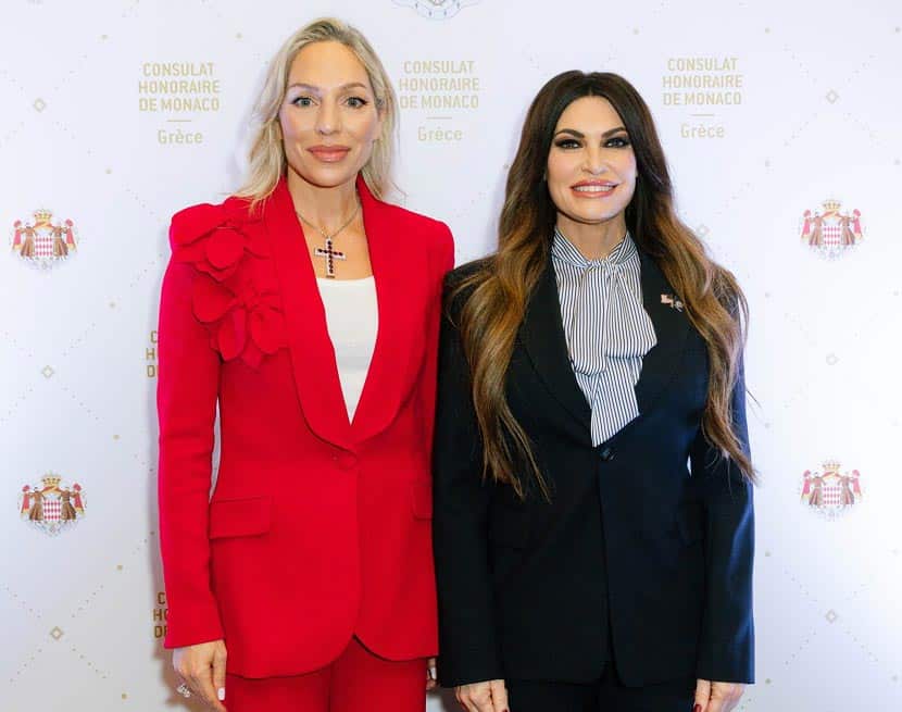 Η κα. Ρόη Δανάλη Αποστολοπούλου με την Πρέσβη των Η.Π.Α., Κίμπερλι Γκίλφοϊλ