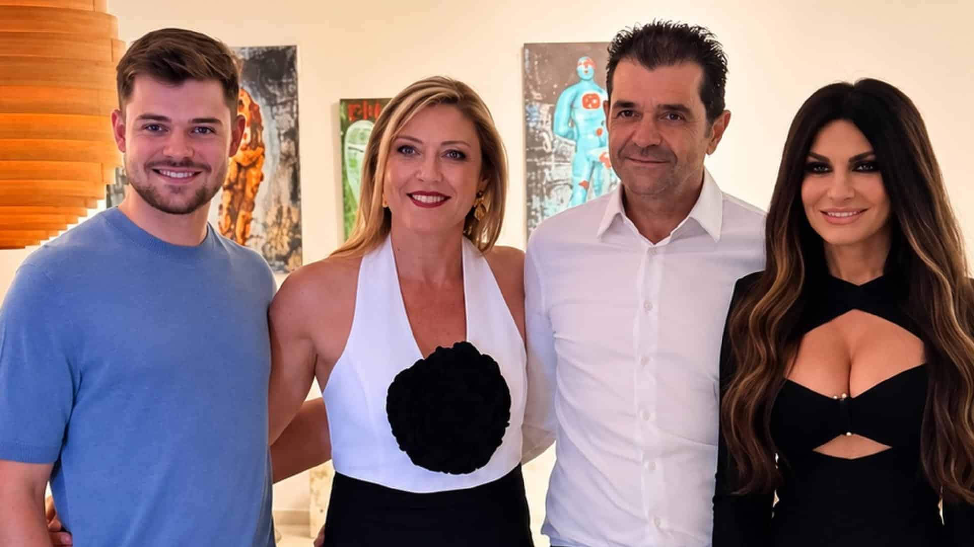 Κίμπερλι Γκίλφοϊλ: Στο Myconian Villa Collection του Μάρκου Δαχτυλίδη στη Μύκονο
