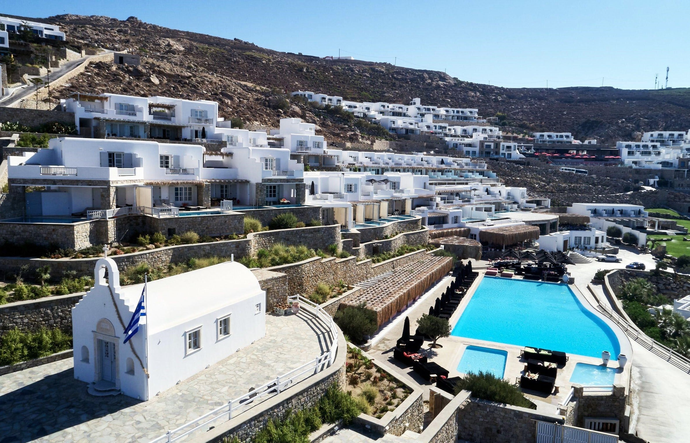 Myconian Villa Collection: Ένα από τα κορυφαία πεντάστερα του Μάρκου Δαχτυλίδη